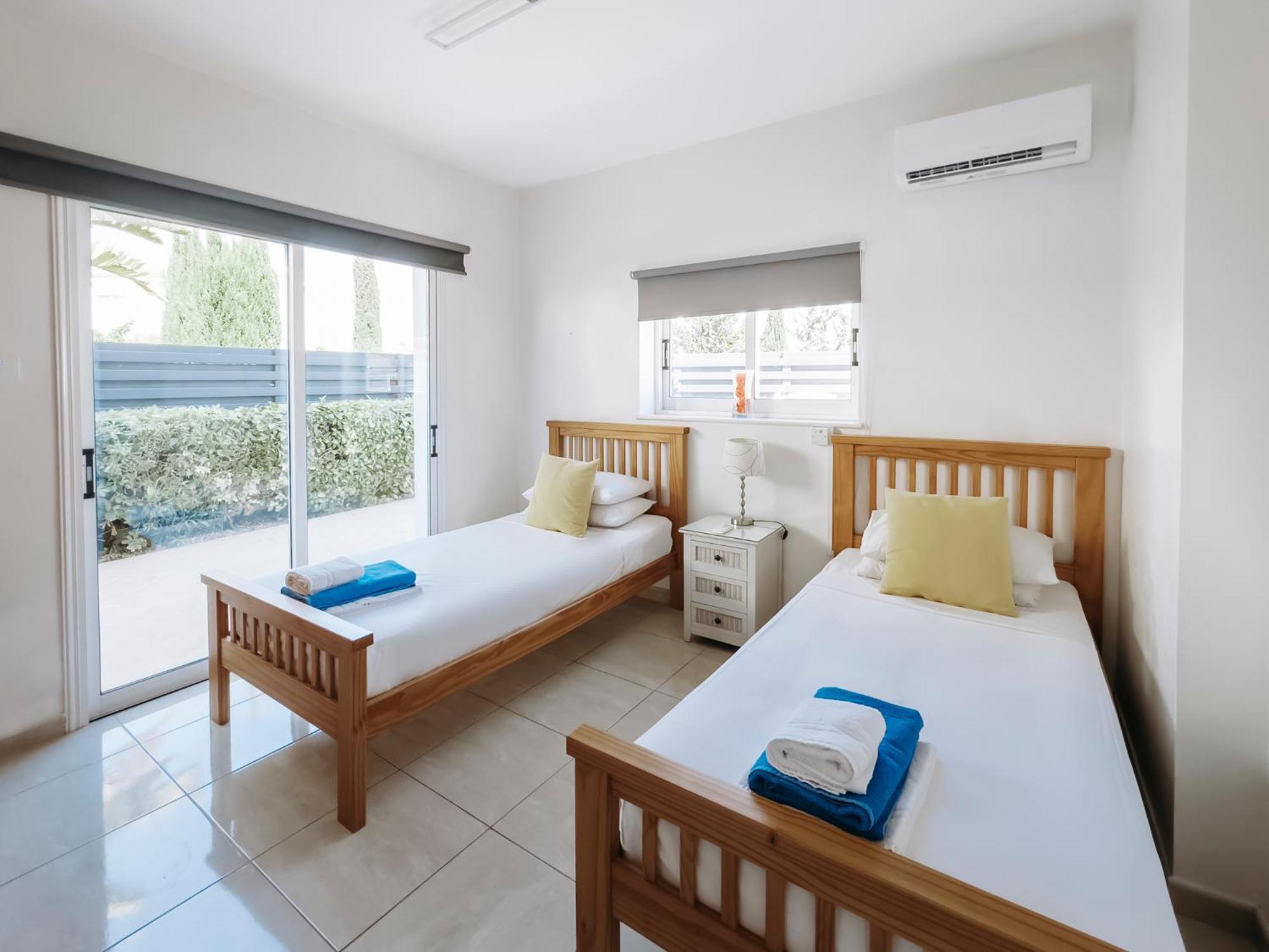 Sunset Villa Private Complex Heated Pool アヤナパ エクステリア 写真